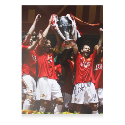 Ryan Giggs gesigneerde Manchester United foto