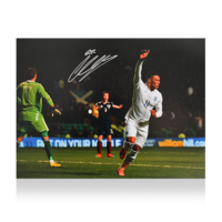 Icons Alex Oxlade-Chamberlain gesigneerde Engeland foto