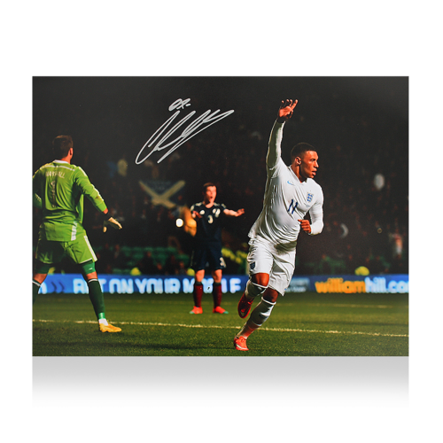 Icons Alex Oxlade-Chamberlain gesigneerde Engeland foto
