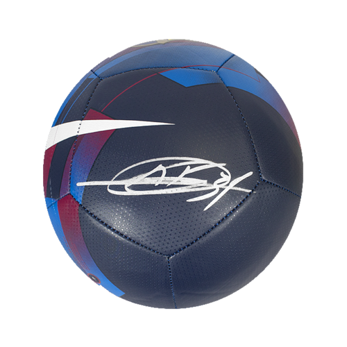 Icons Ansu Fati gesigneerde voetbal