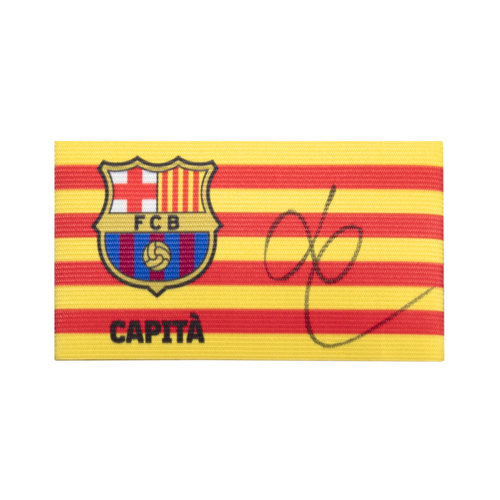 Icons Luis Enrique gesigneerde FC Barcelona aanvoerdersband