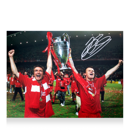 John Arne Riise gesigneerde Liverpool FC foto 2005