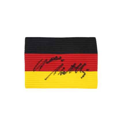 Lothar Matthaus gesigneerde Duitsland aanvoerdersband