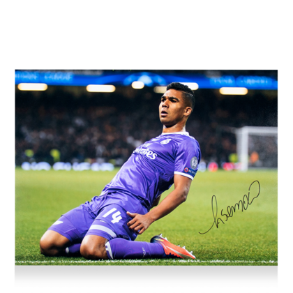 Casemiro gesigneerde Real Madrid foto
