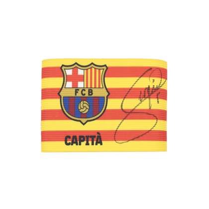 Sergio Busquets gesigneerde FC Barcelona aanvoerdersband