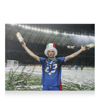 Marco Materazzi gesigneerde Italië foto 2006