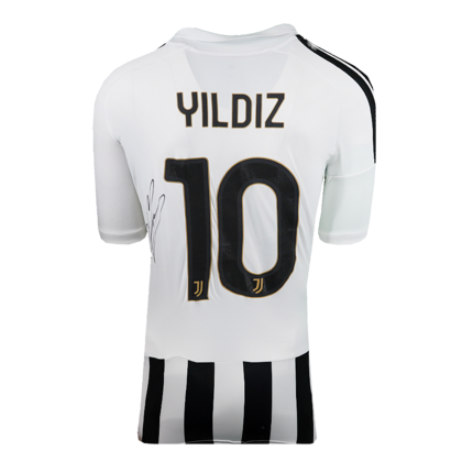 Kenan Yildiz gesigneerd Juventus shirt 2026-27