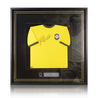 Pelé gesigneerd Brazilië WK 1970 shirt - ingelijst Pelé gesigneerd Brazilië WK 1970 shirt - ingelijst