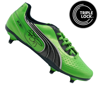 Yaya Toure gesigneerde voetbalschoen