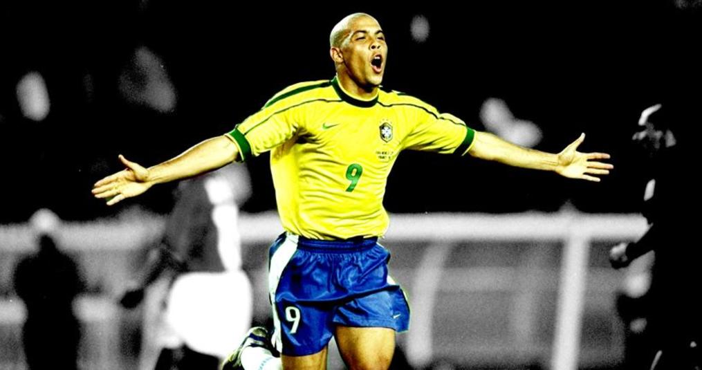 Ronaldo stelt zijn favoriete elftal ooit samen