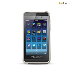 Walnutt Blackberry Z10 Walnutt Bumper Trio Series -White/Dark Grey