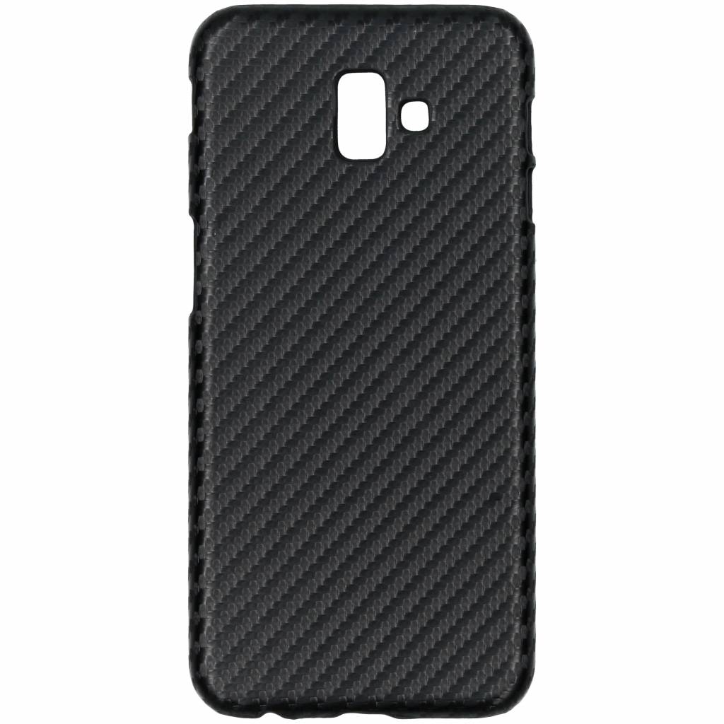 Zwart carbon look hardcase hoesje voor de Samsung Galaxy J6 Plus Zwart carbon look hardcase hoesje voor de Samsung Galaxy J6 Plus