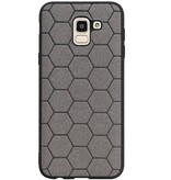 Étui rigide hexagonal pour Samsung Galaxy J6 gris