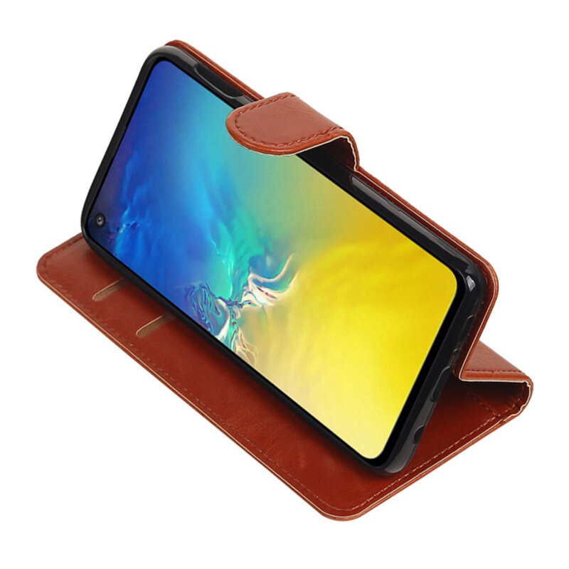 Style de livre Pull Up pour Samsung Galaxy S10e Brown
