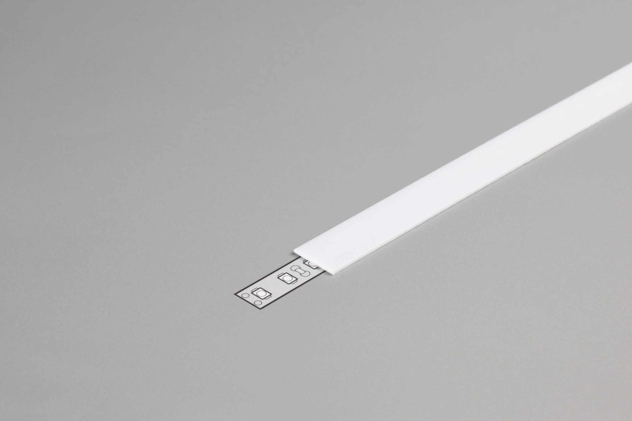 Milky Cover 2 Meter J Slide voor Begton12 en Begtin12 Profielen