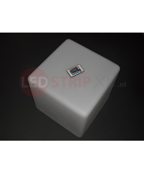LED Kubus 20CM oplaadbaar met RGB Kleuren en IR Afstandsbediening