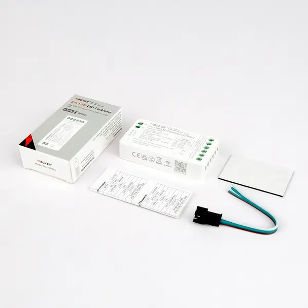 Milight / MiBoxer SPI Controller voor Digitale enkelkleurige, RGB en RGBW LEDStrips 5 ~ 24 volt