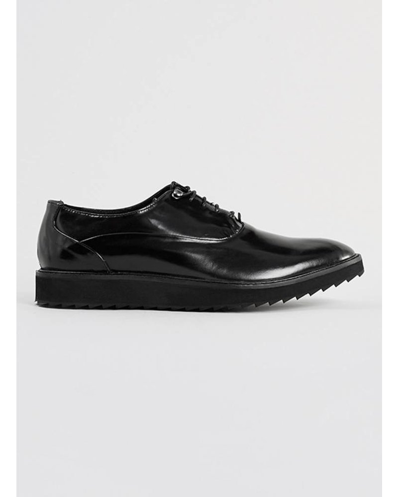 Leather oxford