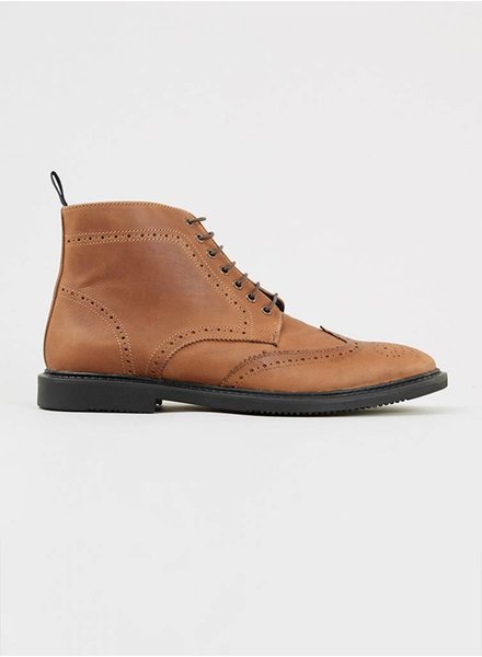 Tan brogue