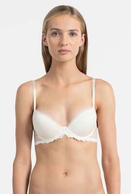 Calvin Klein Ecru Seductive Comf.Lace