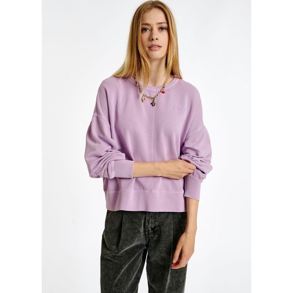 sweater essentiel antwerp