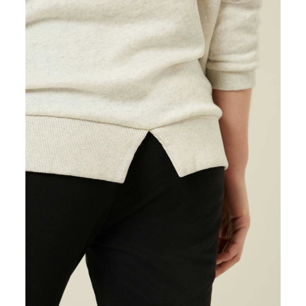 10Days Soft White v-neck sweater fleece 20-817-2201