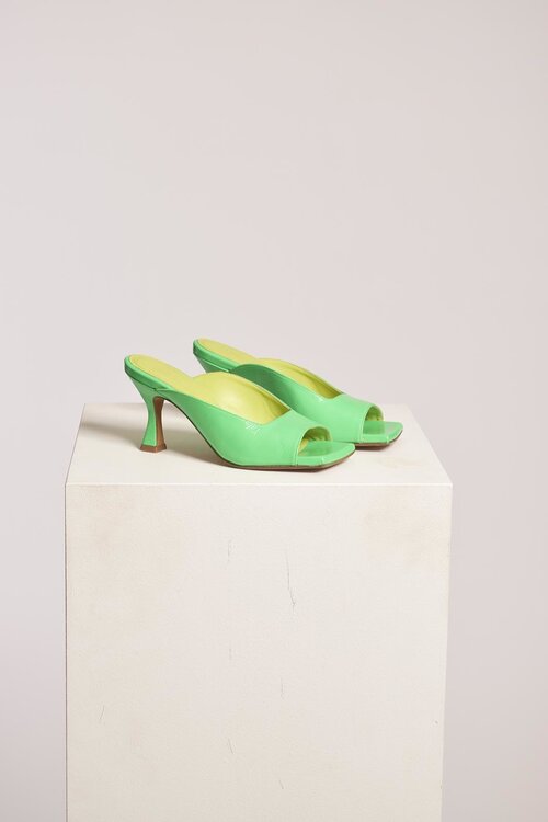 Toral Shoes verde Sandals