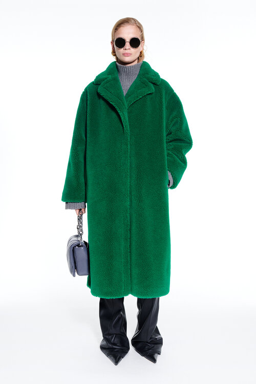 Stand Jade Green Mantel