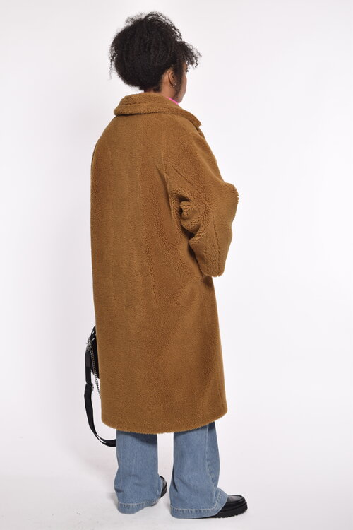 Stand Caramel Mantel