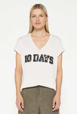 10Days Ecru tee sequins logo