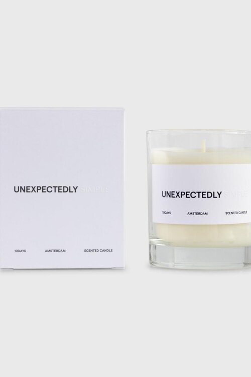 10Days Unexpectedly scented candle