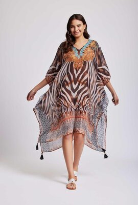 Iconique Zebra Print Poncho Fuego