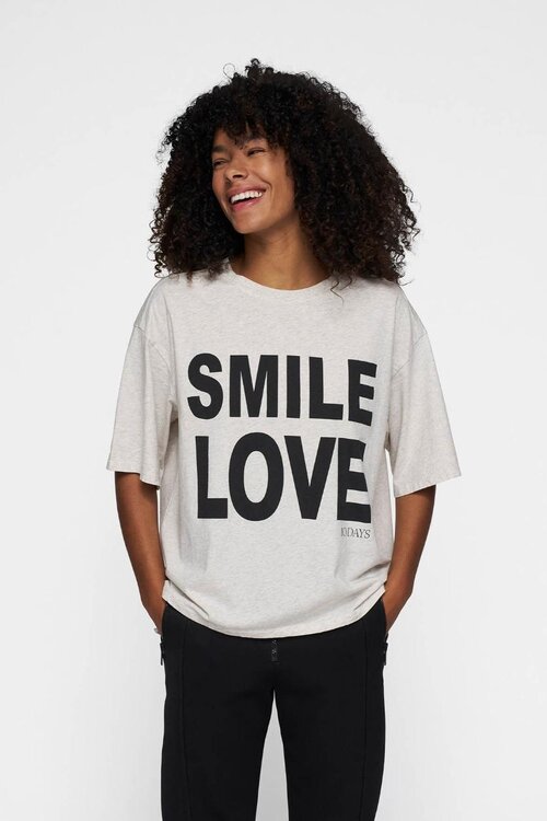 10Days Soft white melee statement tee smile love