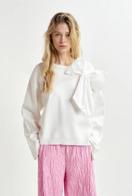 Essentiel Antwerp Trui with Bow