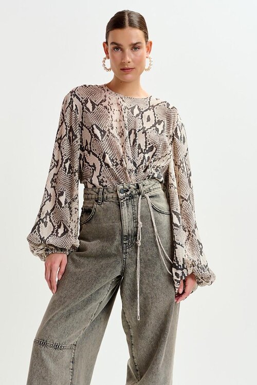Essentiel Antwerp Off White Balloon Sleeve Blouse