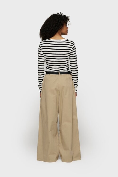 10Days Ecru/Black extra long sleeve tee modal st