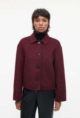 Studio AR by Arma Bordeaux Nicolina Wol Jack