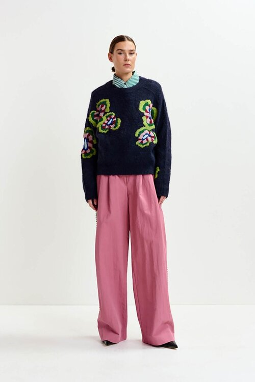 Essentiel Antwerp Navy Embroidered Trui