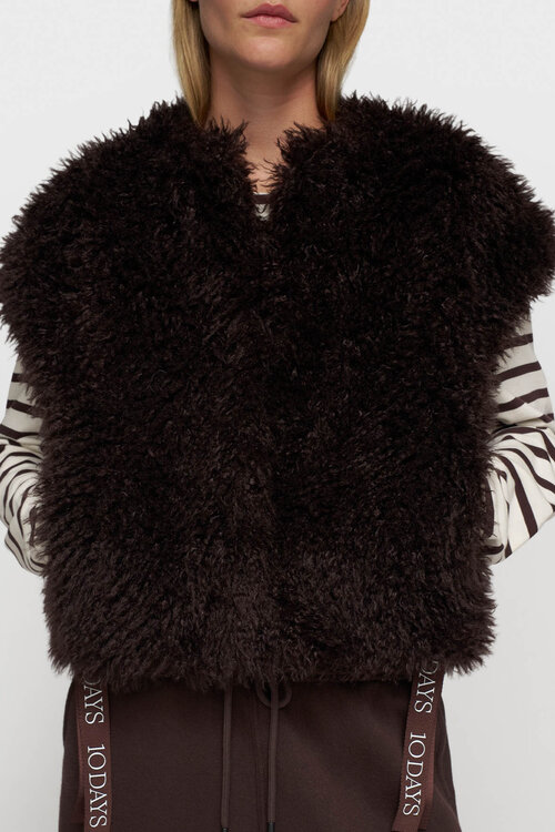 10Days deep wine the Bobbie gilet