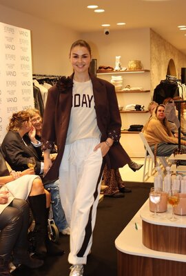 Show look 2