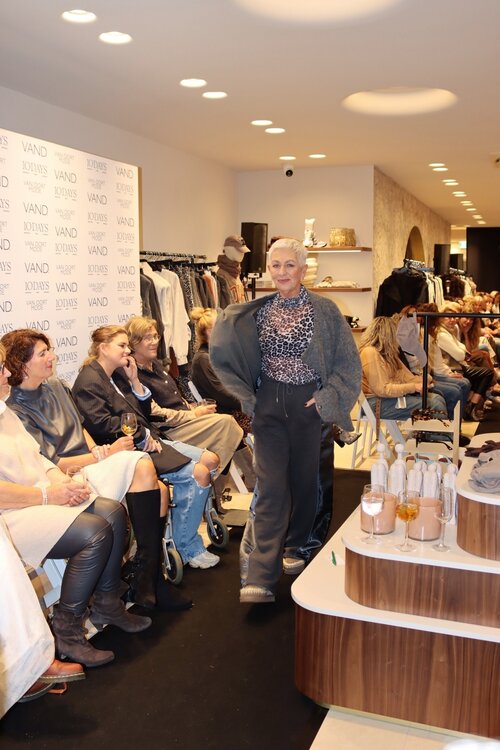 show look 20
