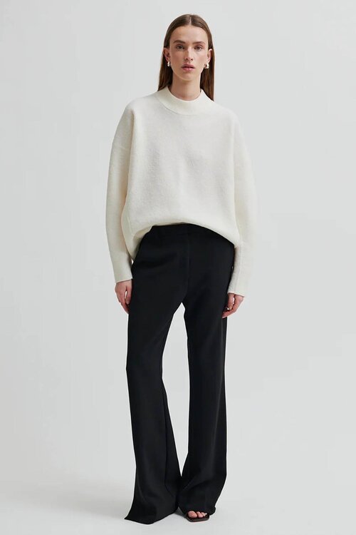 Second Female Black Fique Bootcut