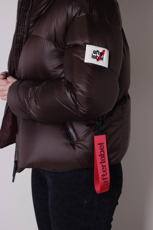 After Label Bruin Jack