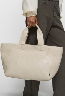 10Days Pearl shopper monogram