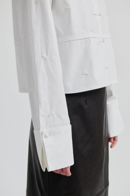 Second Female Witte Silva Shirt