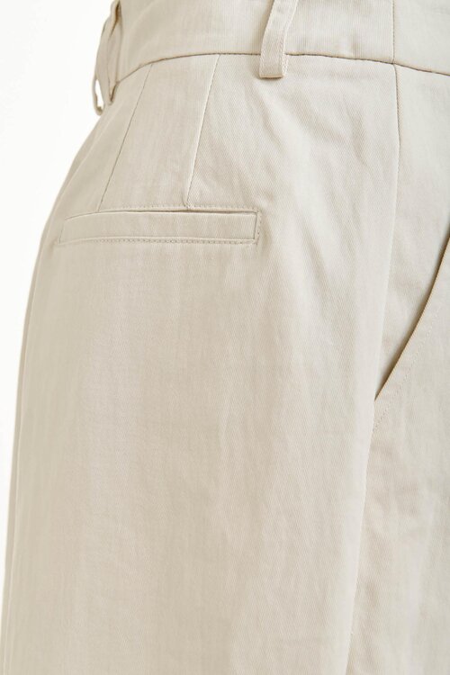 Essentiel Antwerp Off White Pantalon