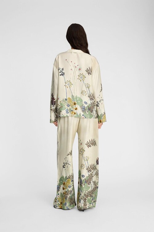 Munthe Creme Embroidery Faiza Blouse