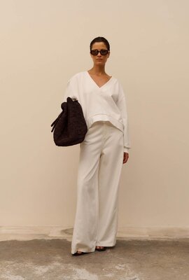 Club L'avenir Off White Sweater