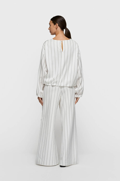 10Days Ecru ballon blouse pinstripe