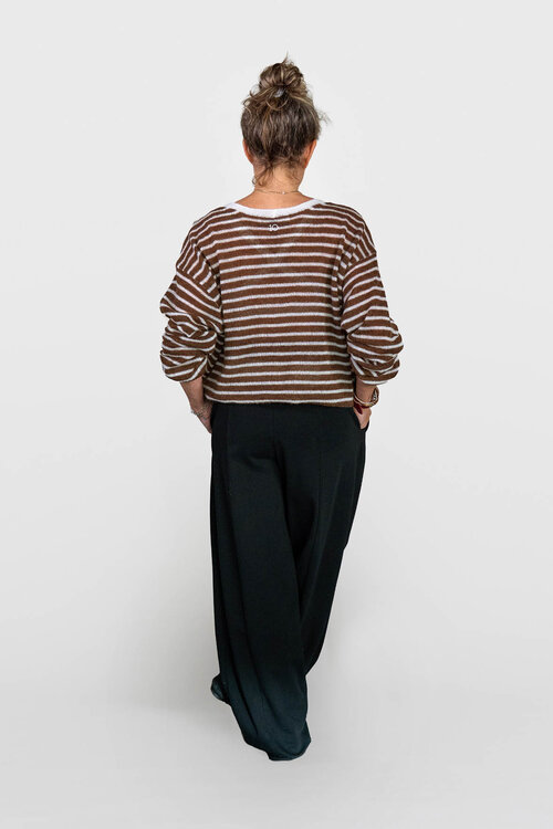 10Days ecru/bruin thin v-neck knit sweater